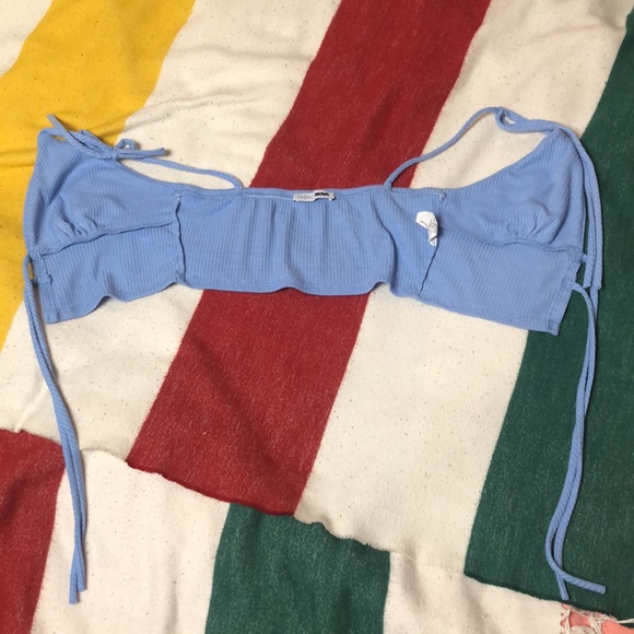 Tie Crop Top - Picture 2 of 7